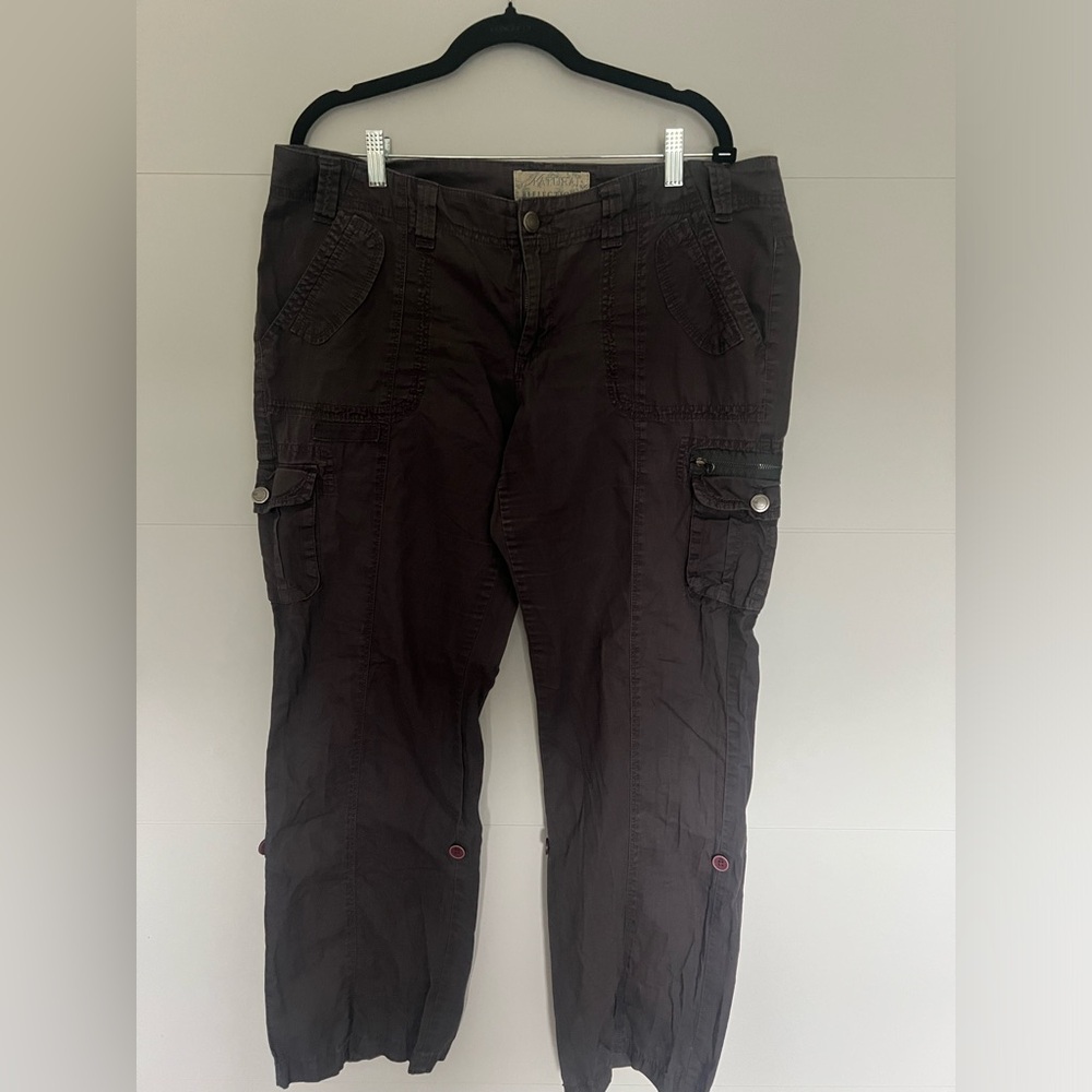 dark brown/purple low rise cargo pant